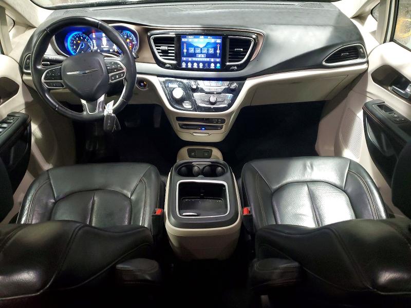 45631656 :رقم المزاد ، 2C4RC1EG2JR111103 vin ، 2018 Chrysler Pacifica مزاد بيع