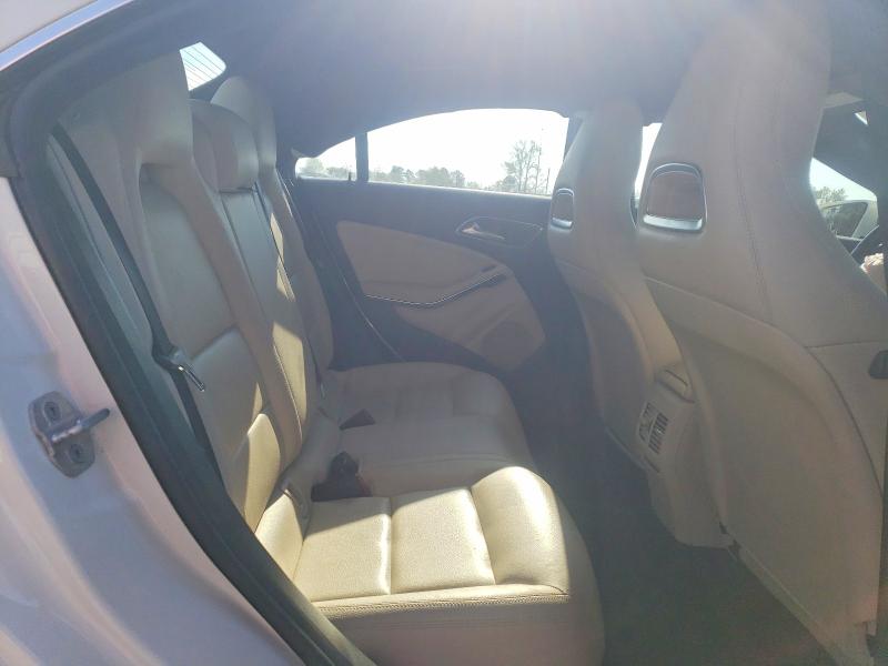 46883806 :رقم المزاد ، WDDSJ4GB7EN126506 vin ، 2014 Mercedes-benz Cla مزاد بيع
