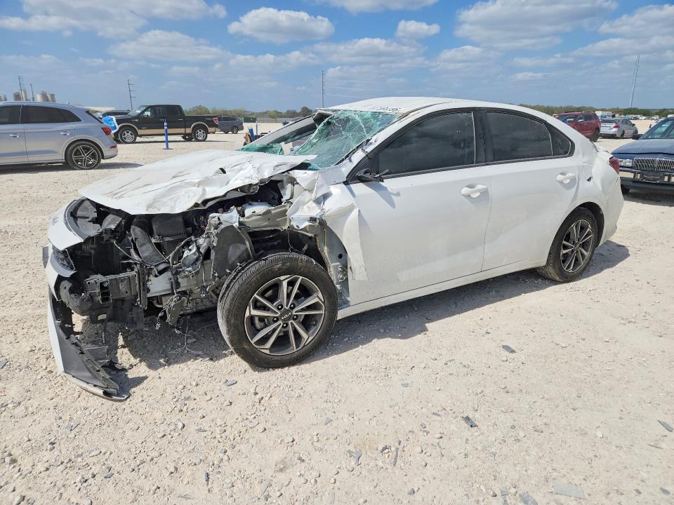 Продажа на аукционе авто 2023 Kia Forte, vin: 3KPF24ADXPE636326, номер лота: 47594696