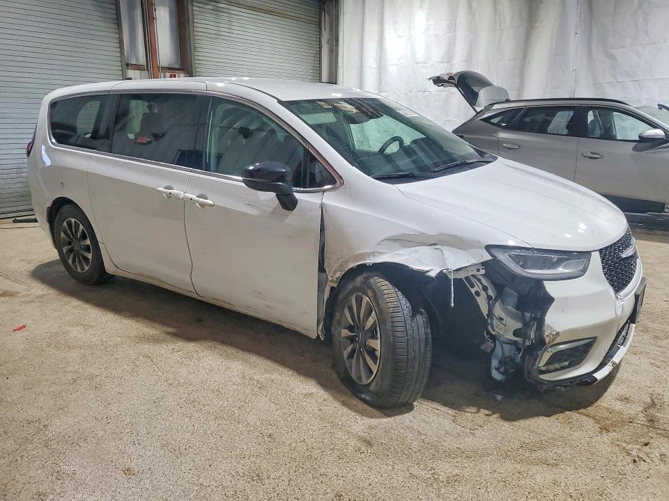 2024 Chrysler Pacifica მანქანა იყიდება აუქციონზე, vin: 2C4RC1S74RR170959, აუქციონის ნომერი: 41598066