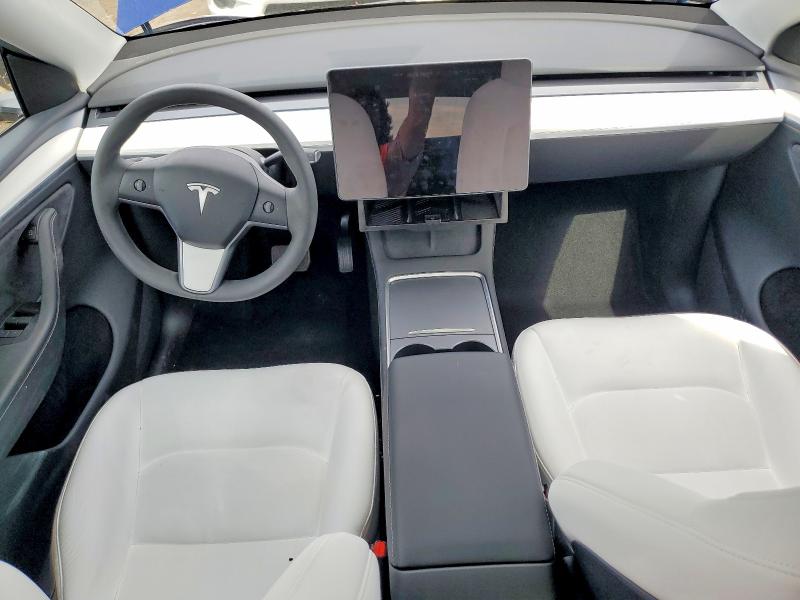 2024 Tesla Model Y მანქანა იყიდება აუქციონზე, vin: 7SAYGDEE0RA228685, აუქციონის ნომერი: 41639266