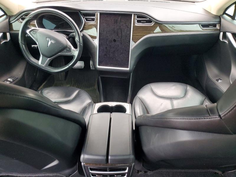 2014 Tesla Model S მანქანა იყიდება აუქციონზე, vin: 5YJSA1H18EFP56161, აუქციონის ნომერი: 48049316