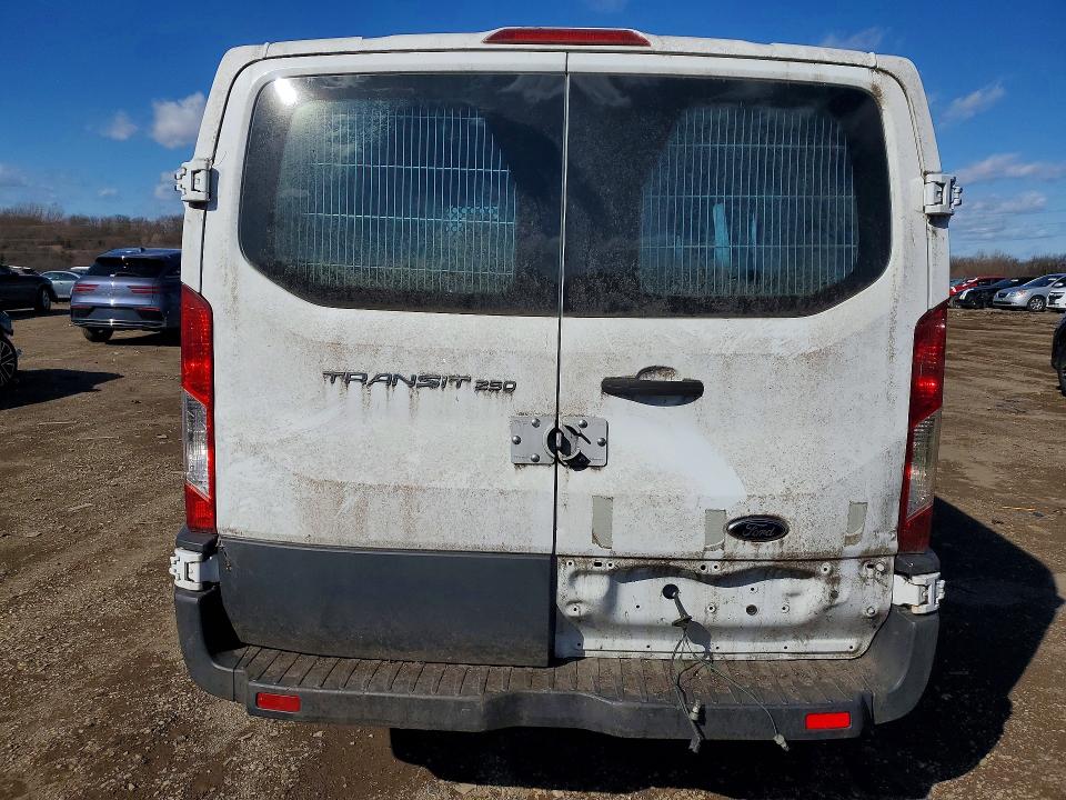 Продажа на аукционе авто 2016 Ford Transit, vin: 1FTYR1ZM0GKA39223, номер лота: 45667146