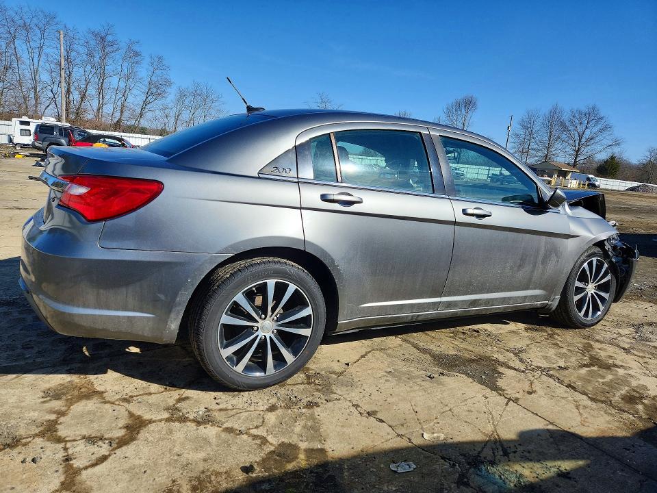 Aukcja sprzedaży 2013 Chrysler 200, vin: 1C3CCBBB5DN683843, numer aukcji: 45499356
