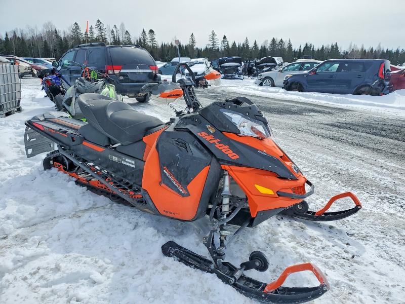46417556 :رقم المزاد ، 2BPSUJGD8GV000024 vin ، 2016 Skid Renegade Backcountry 600 H.o. Rer مزاد بيع