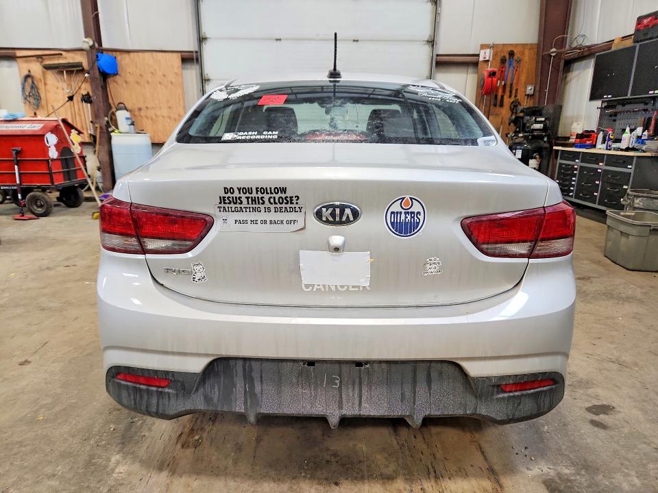 77878205 :رقم المزاد ، 3KPA24AD8LE327961 vin ، 2020 Kia Rio مزاد بيع
