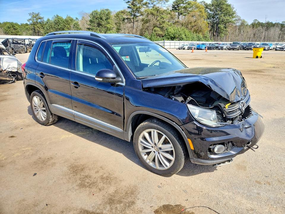 Aukcja sprzedaży 2015 Volkswagen Tiguan, vin: WVGBV7AX0FW596940, numer aukcji: 45803816