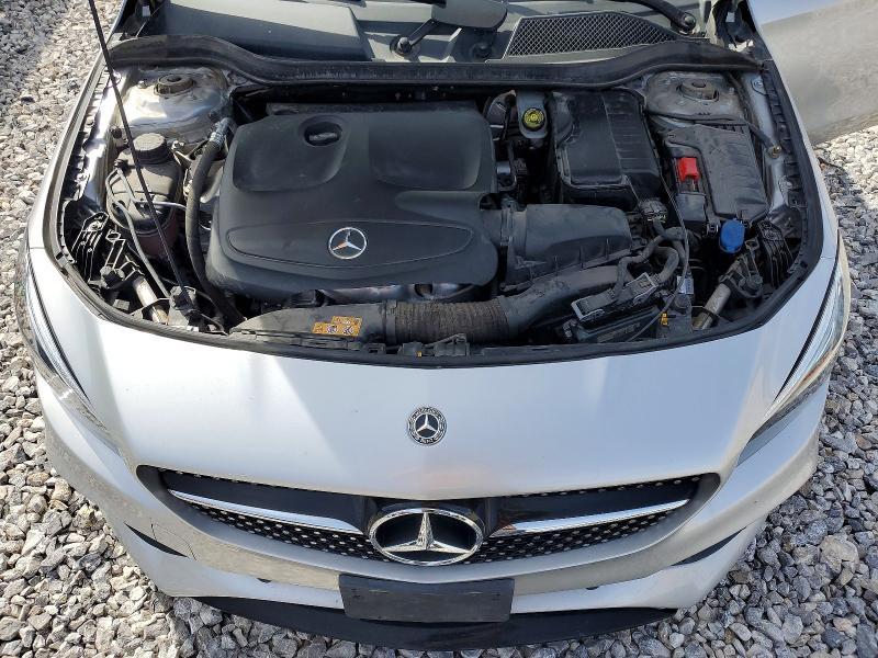 47652766 :رقم المزاد ، WDDSJ4EB1JN566718 vin ، 2018 Mercedes-benz Cla مزاد بيع