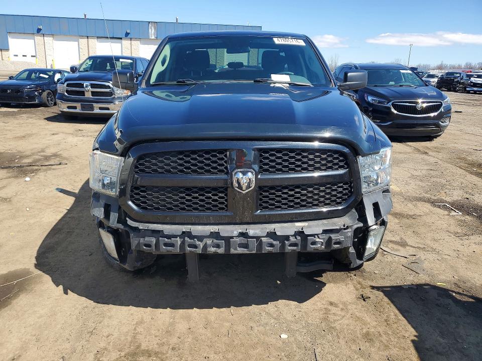47805716 :رقم المزاد ، 1C6RR7FG1KS544029 vin ، 2019 Ram 1500 Classic مزاد بيع