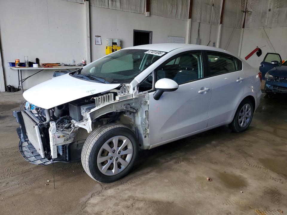47481696 :رقم المزاد ، KNADM4A31G6558661 vin ، 2016 Kia Rio مزاد بيع