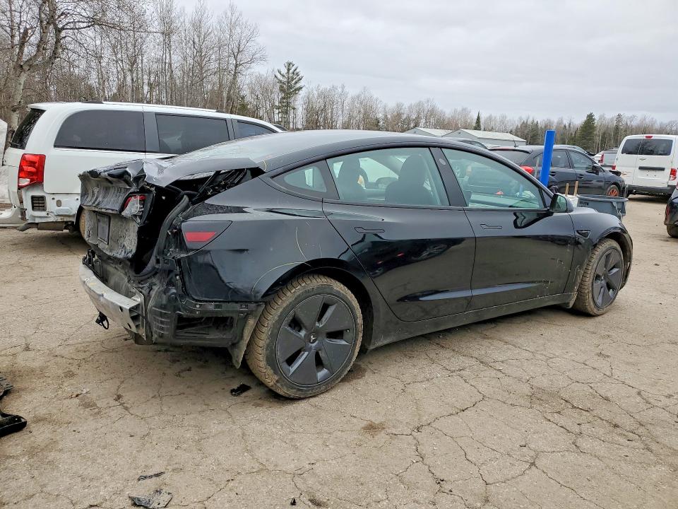 Продажа на аукционе авто 2022 Tesla Model 3, vin: 5YJ3E1EA0NF164511, номер лота: 46381936