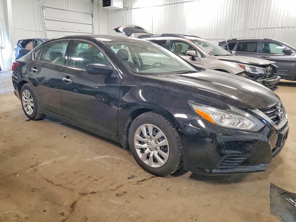 2018 Nissan Altima მანქანა იყიდება აუქციონზე, vin: 1N4AL3AP4JC473270, აუქციონის ნომერი: 78726545