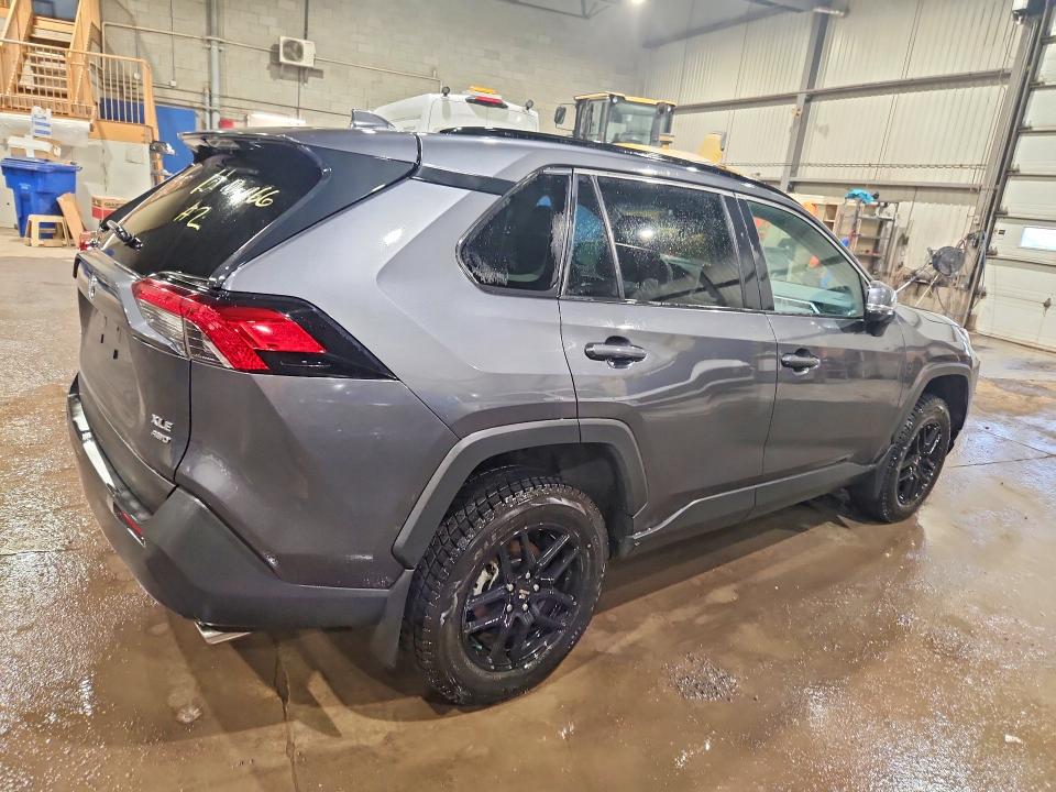 Продажа на аукционе авто 2023 Toyota Rav4, vin: 2T3R1RFV1PC361336, номер лота: 47931996