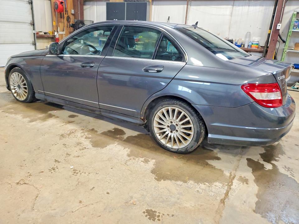 Продажа на аукционе авто 2008 Mercedes Benz C, vin: WDDGF85X18F165040, номер лота: 46904626