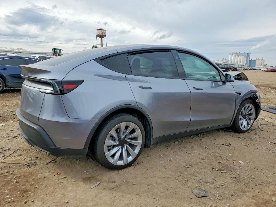 47172056 :رقم المزاد ، 7SAYGDED0TF462794 vin ، 2026 Tesla Y مزاد بيع