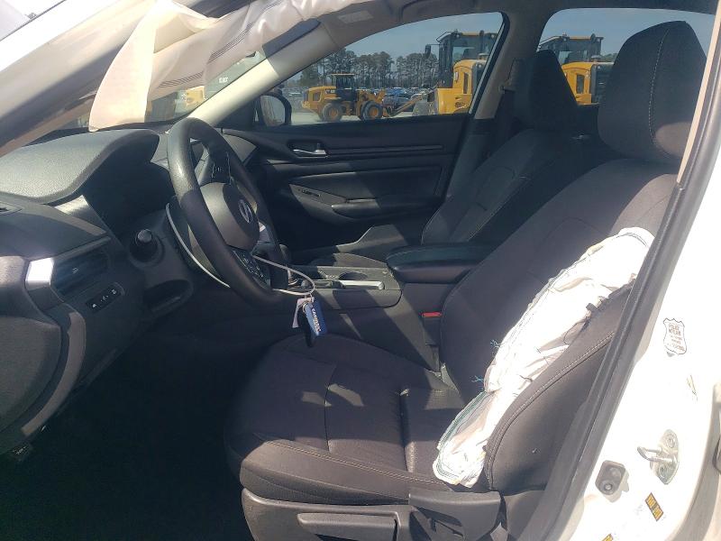 41713076 :رقم المزاد ، 1N4BL4BV7NN304815 vin ، 2022 Nissan Altima مزاد بيع