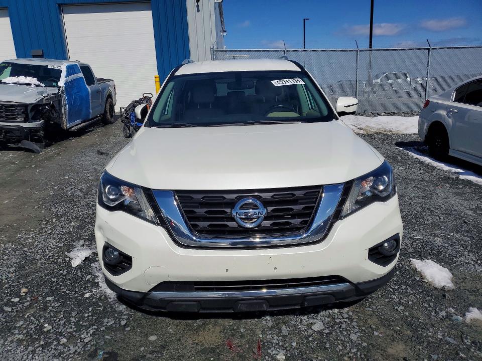 45991106 :رقم المزاد ، 5N1DR2MM8HC602277 vin ، 2017 Nissan Pathfinder مزاد بيع