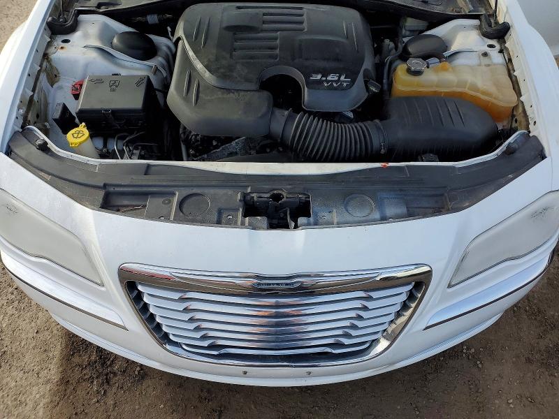 2014 Chrysler 300c მანქანა იყიდება აუქციონზე, vin: 2C3CCAEG6EH228432, აუქციონის ნომერი: 45849786