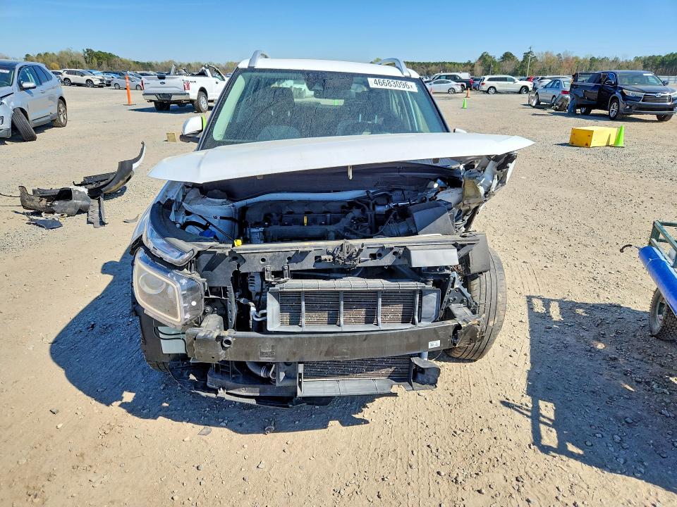 Продажа на аукционе авто 2022 Hyundai Venue, vin: KMHRC8A33NU147995, номер лота: 46683096