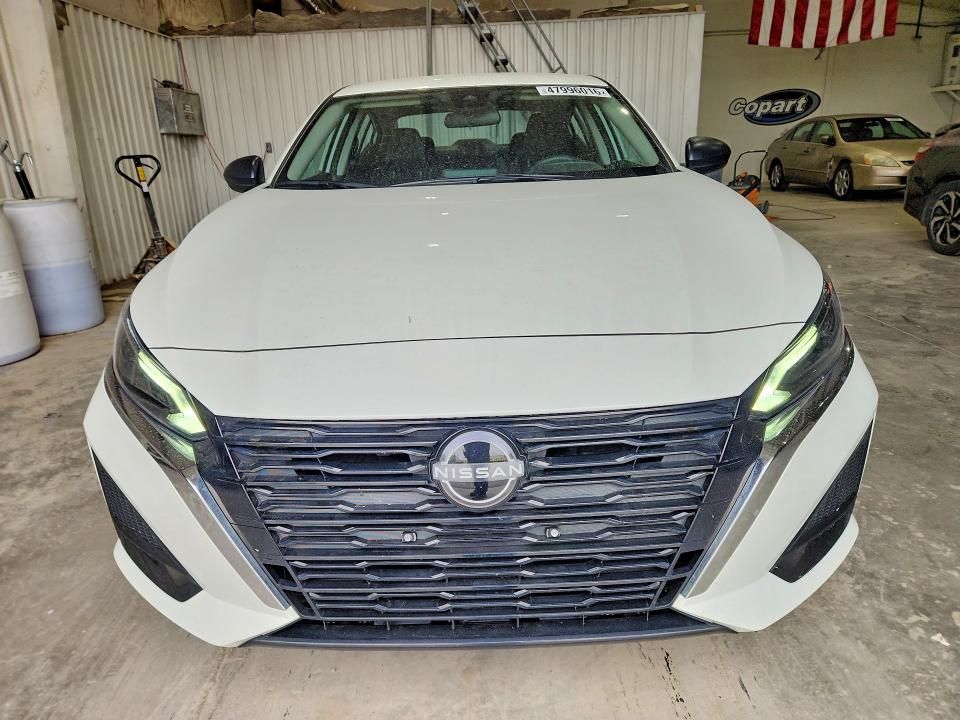 Auction sale of the 2025 Nissan Altima, vin: 1N4BL4DV8SN373909, lot number: 47996016