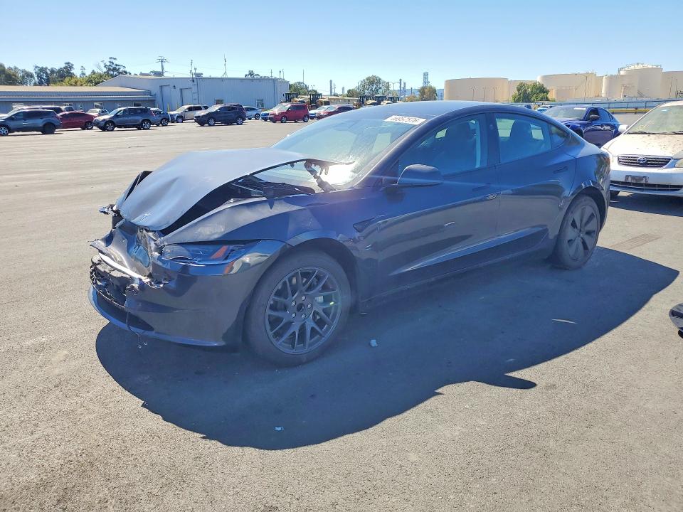 46957576 :رقم المزاد ، 5YJ3E1EAXSF058529 vin ، 2025 Tesla Model 3 مزاد بيع
