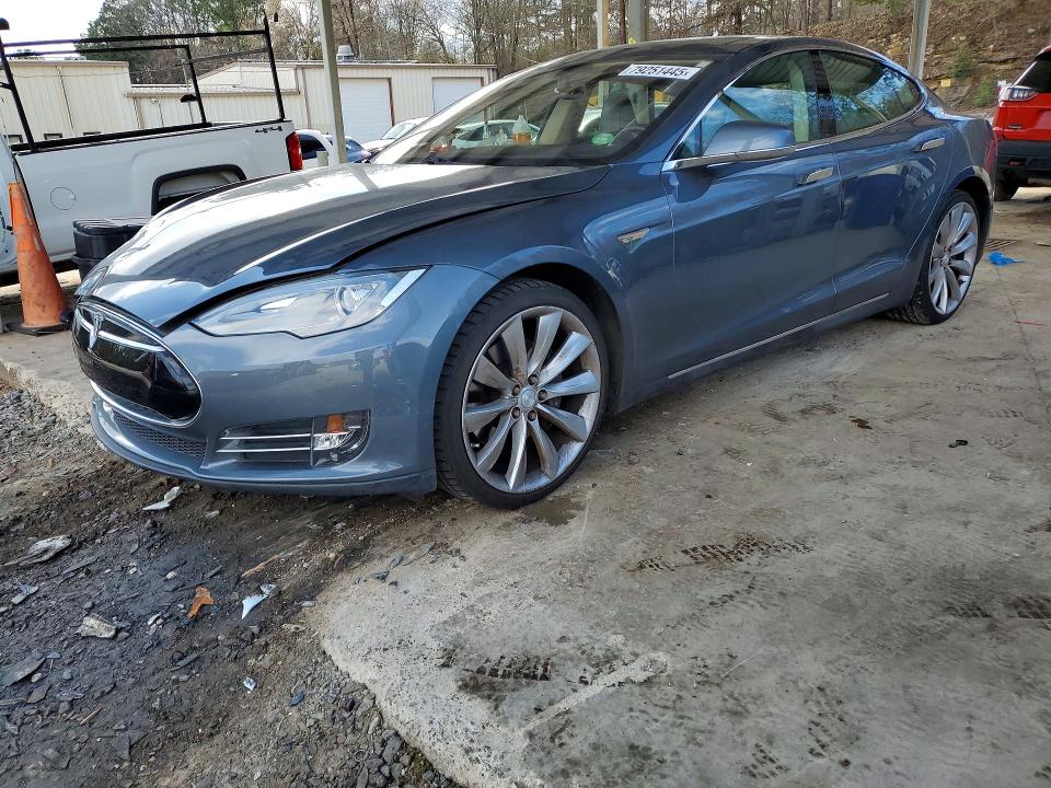 2012 Tesla Model S მანქანა იყიდება აუქციონზე, vin: 5YJSA1DN2CFP02389, აუქციონის ნომერი: 79251445