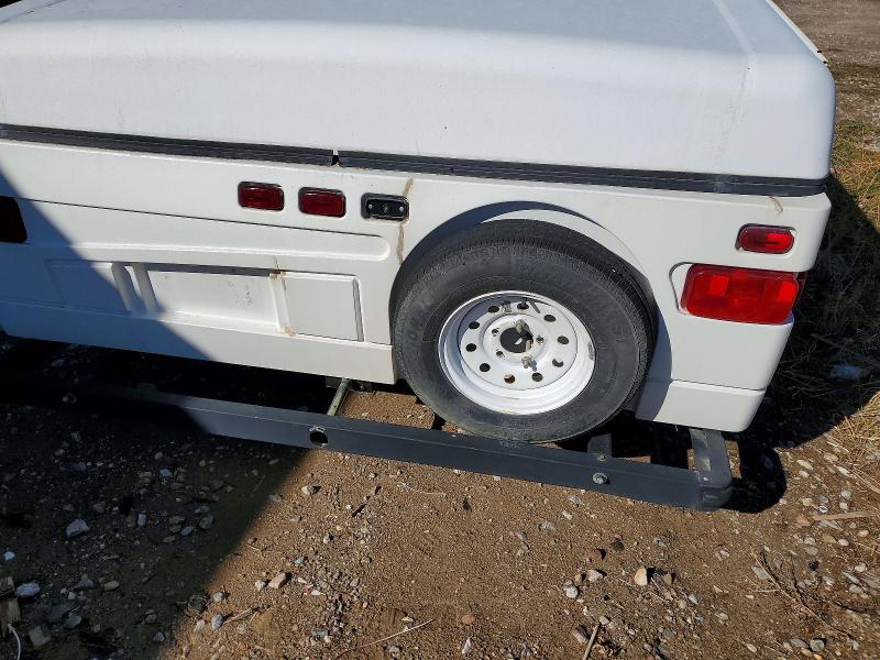78490315 :رقم المزاد ، 4CP689F1617204853 vin ، 2001 Fleetwood Trailer مزاد بيع