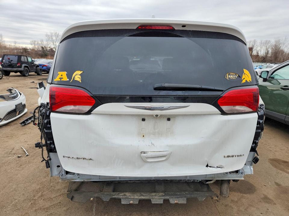 46506826 :رقم المزاد ، 2C4RC1GG5HR544955 vin ، 2017 Chrysler Pacifica مزاد بيع