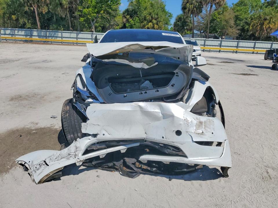 Продажа на аукционе авто 2022 Tesla Model Y, vin: 7SAYGDEEXNF318925, номер лота: 47650766