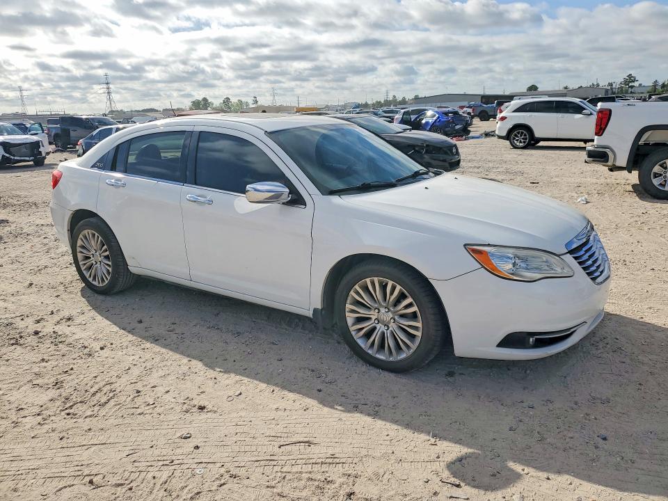 Продажа на аукционе авто 2011 Chrysler 200, vin: 1C3BC2FG9BN575692, номер лота: 47171246