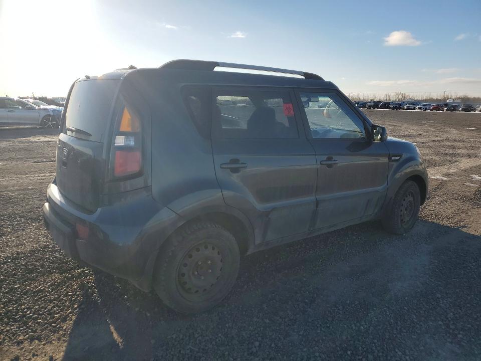 46836226 :رقم المزاد ، KNDJT2A28B7328428 vin ، 2011 Kia Soul مزاد بيع
