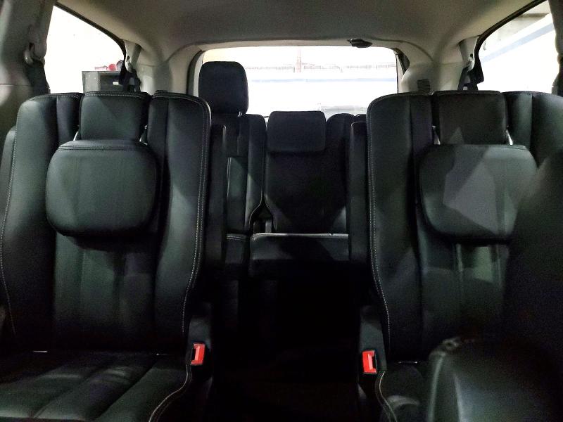 79682825 :رقم المزاد ، 2C4RC1AG8FR675173 vin ، 2015 Chrysler Town & Country مزاد بيع