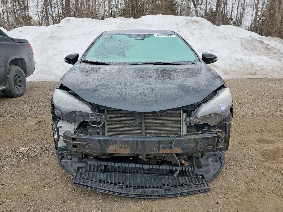 Продажа на аукционе авто 2018 Toyota Corolla, vin: 2T1BURHE2JC056031, номер лота: 45838596