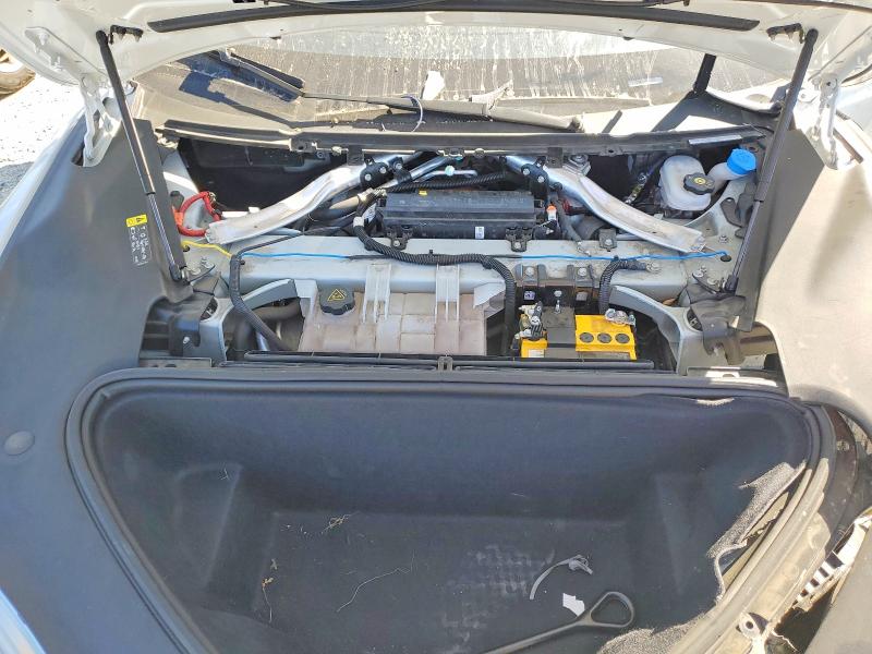 47127946 :رقم المزاد ، 5YJSA1E2XJF248121 vin ، 2018 Tesla Model S مزاد بيع