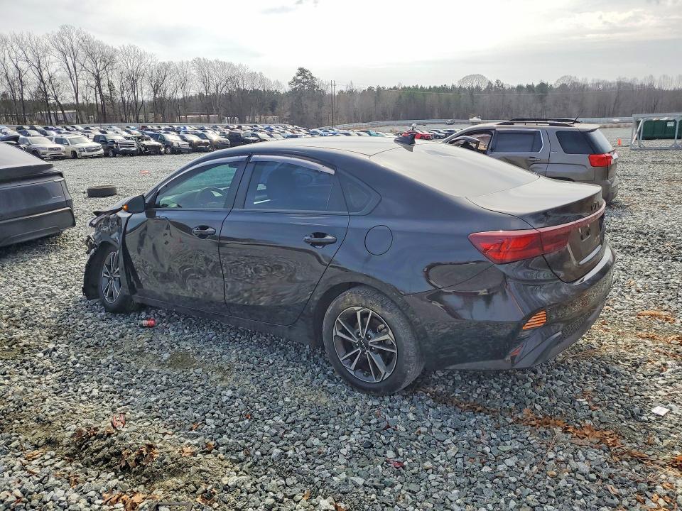 2023 Kia Forte მანქანა იყიდება აუქციონზე, vin: 3KPF24AD4PE602415, აუქციონის ნომერი: 79670915