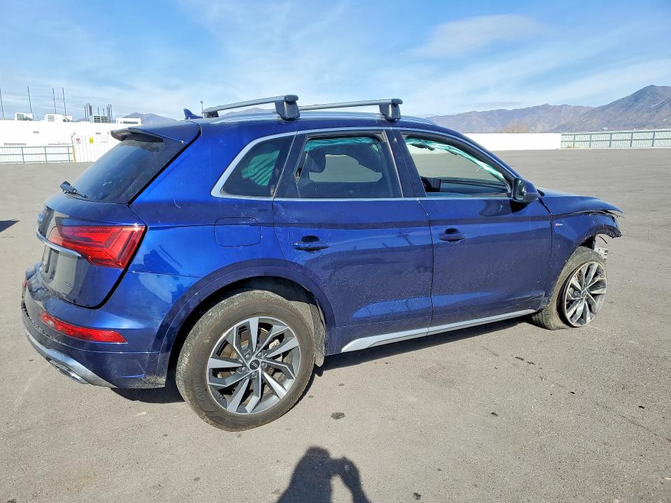 Продаж на аукціоні авто 2022 Audi Q5, vin: WA1EAAFYXN2122375, номер лоту: 46713126