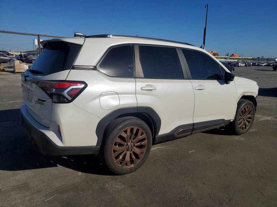 Продажа на аукционе авто 2025 Subaru Forester, vin: JF2SLDHC7SH401847, номер лота: 79767485