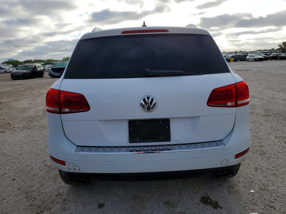 Продажа на аукционе авто 2013 Volkswagen Touareg, vin: WVGEF9BP8DD005895, номер лота: 47208036