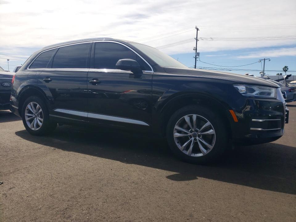 Продаж на аукціоні авто 2018 Audi Q7, vin: WA1LHAF70JD040731, номер лоту: 41645206