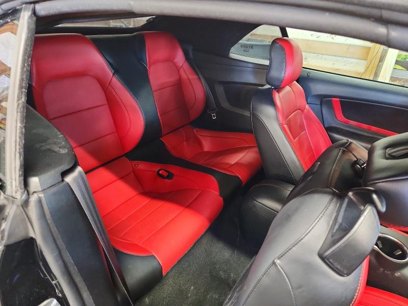 47021286 :رقم المزاد ، 1FATP8UH1J5112159 vin ، 2018 Ford Mustang مزاد بيع
