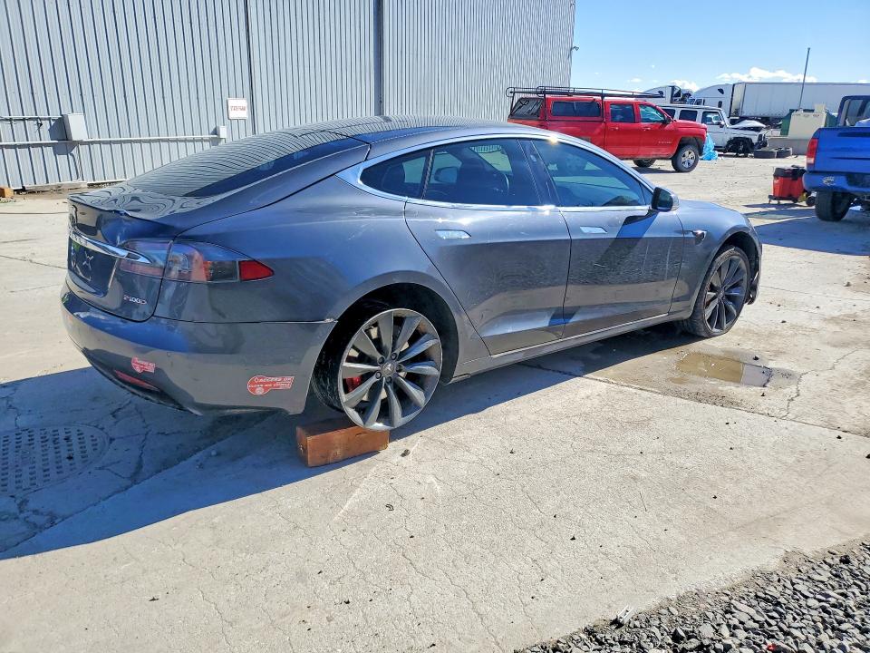 Продажа на аукционе авто 2016 Tesla Model S, vin: 5YJSA1E40GF177621, номер лота: 79444495