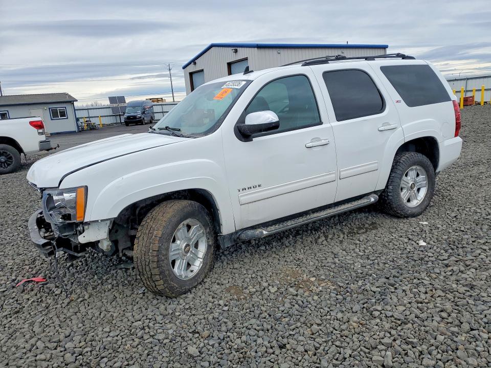 46239336 :رقم المزاد ، 1GNSKBE09CR102363 vin ، 2012 Chevrolet Tahoe مزاد بيع