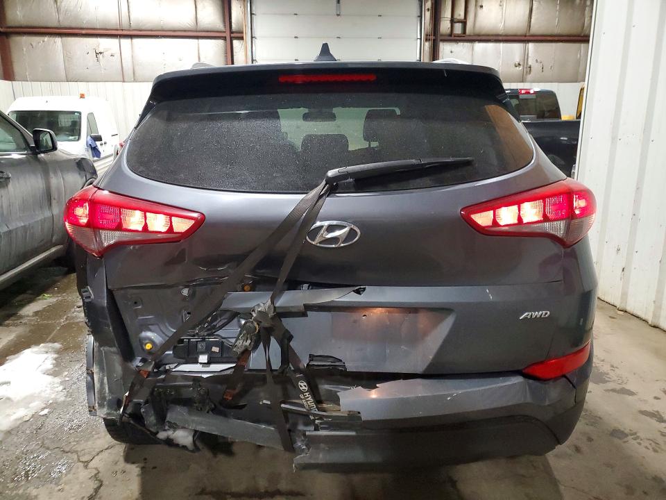 79279645 :رقم المزاد ، KM8J3CA43JU684160 vin ، 2018 Hyundai Tucson مزاد بيع