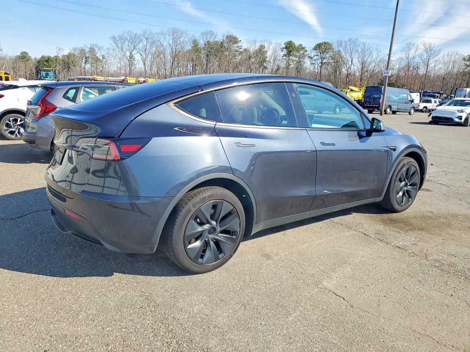 Продаж на аукціоні авто 2024 Tesla Model Y, vin: 7SAYGDED3RF205654, номер лоту: 46875896