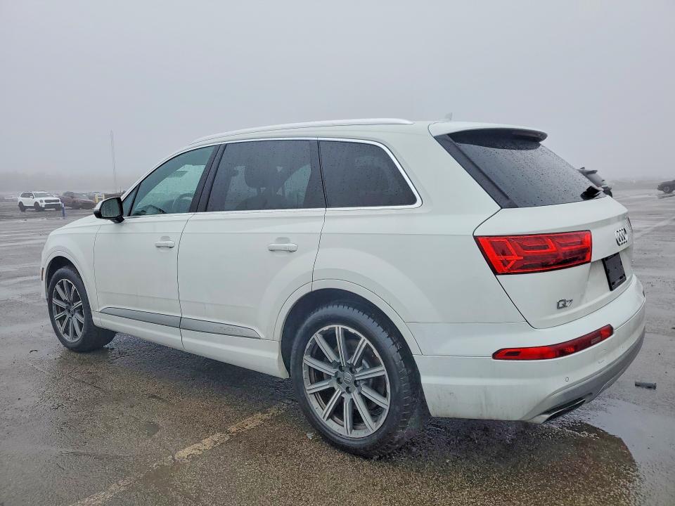 Продажа на аукционе авто 2017 Audi Q7, vin: WA1LAAF73HD046974, номер лота: 45993436