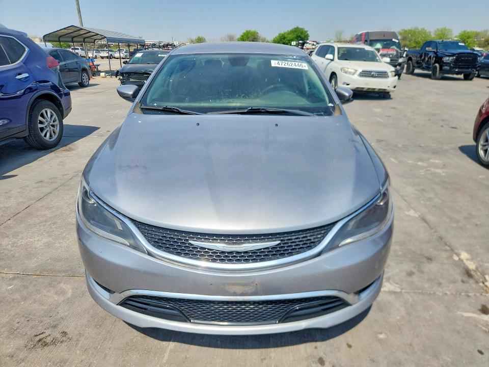 47262446 :رقم المزاد ، 1C3CCCCB6FN525017 vin ، 2015 Chrysler 200 مزاد بيع