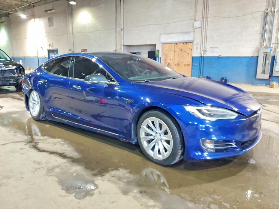 Продажа на аукционе авто 2017 Tesla Model S, vin: 5YJSA1E23HF229985, номер лота: 79234645
