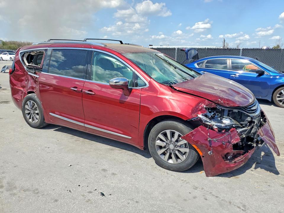 Продажа на аукционе авто 2019 Chrysler Pacifica, vin: 2C4RC1N72KR675688, номер лота: 45448696