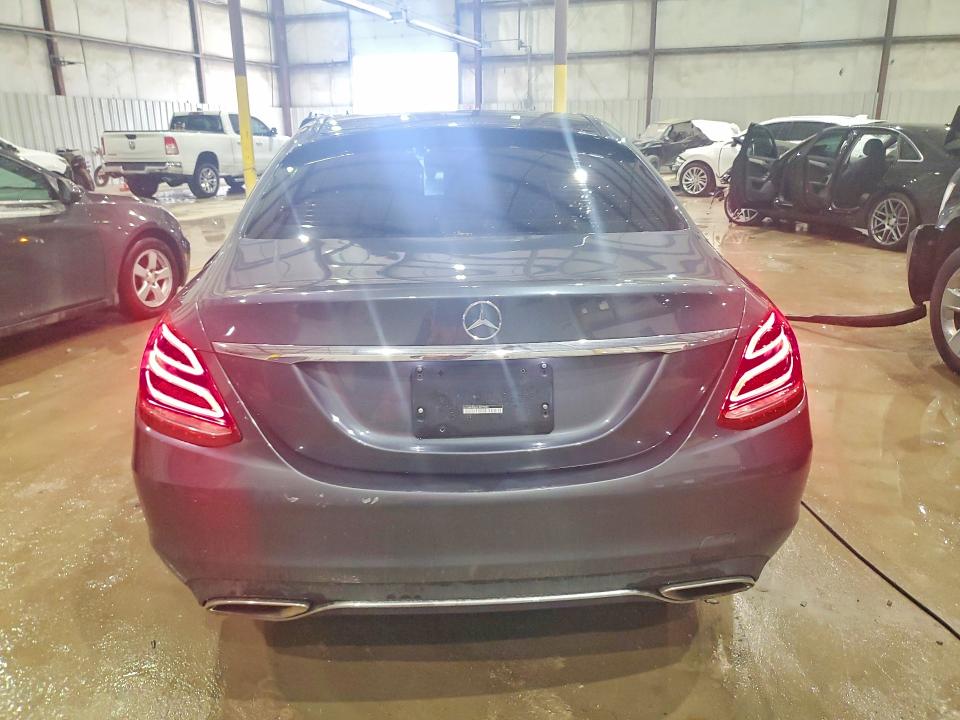 Продажа на аукционе авто 2015 Mercedes-benz C, vin: 55SWF4JB6FU079084, номер лота: 79957665
