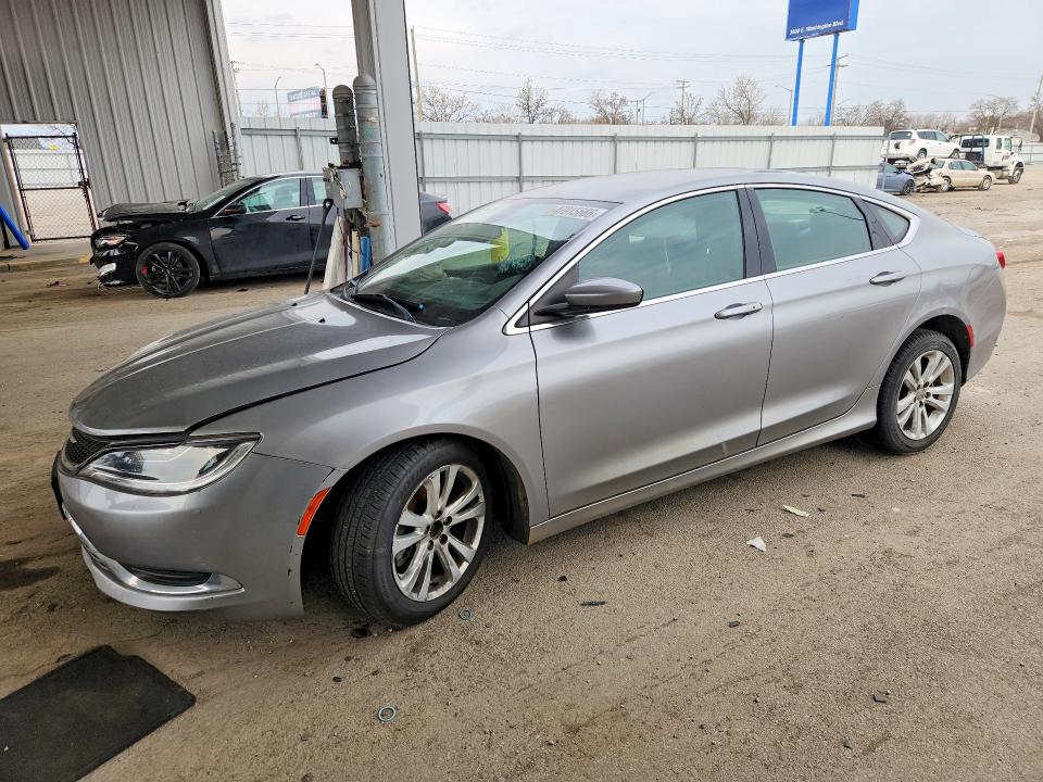 47915666 :رقم المزاد ، 1C3CCCAB8FN738408 vin ، 2015 Chrysler 200 مزاد بيع